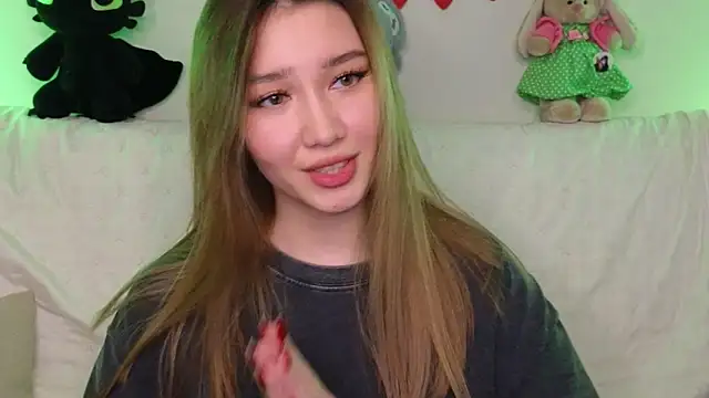 LuxuryGirl   online show from 4, 3, 2025