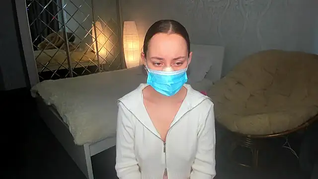 MelodyOfLovee online show from 18, 3, 2025