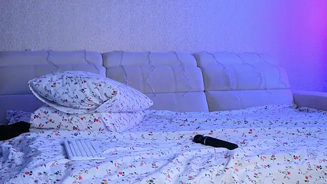 elsa limerence online show from 4, 1, 2025