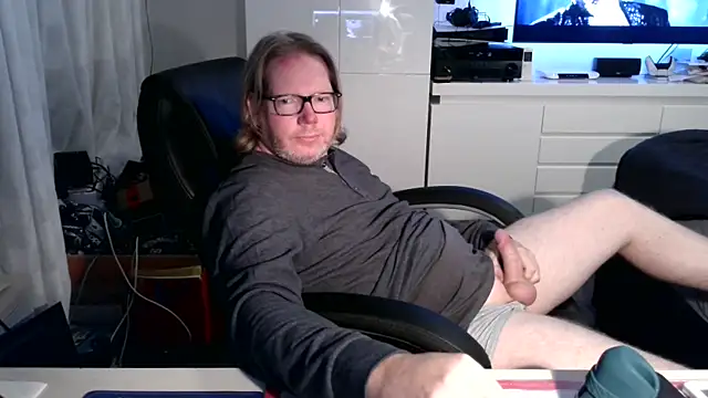 Snapshot of VSteph chatting on 17, 10, 2025 VSteph online show from 17, 10, 2025