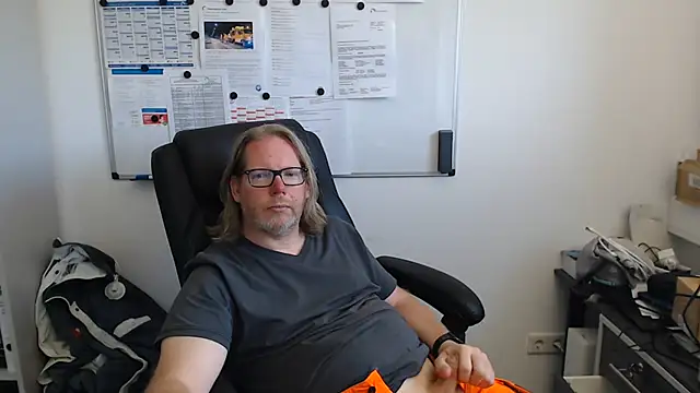 Snapshot of VSteph chatting on 7, 8, 2026 VSteph online show from 7, 8, 2026