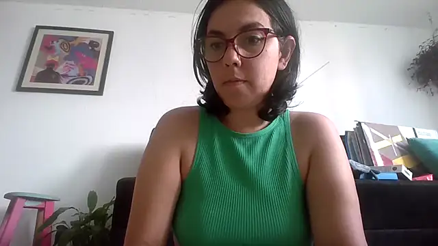 Snapshot of Tiramisu89 chatting on 8, 9, 2025 Tiramisu89 online show from 8, 9, 2025