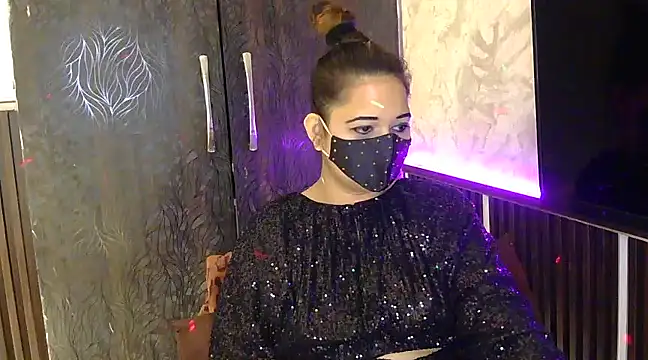 Snapshot of fabdemira chatting on 5, 12, 2024 fabdemira online show from 5, 12, 2024