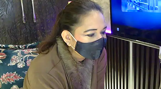 Snapshot of fabdemira chatting on 6, 1, 2025 fabdemira online show from 6, 1, 2025