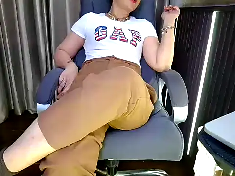 fabdemira online show from 21, 11, 2025