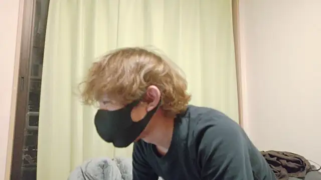 Snapshot of UKI06 chatting on 20, 12, 2025 UKI06 online show from 20, 12, 2025