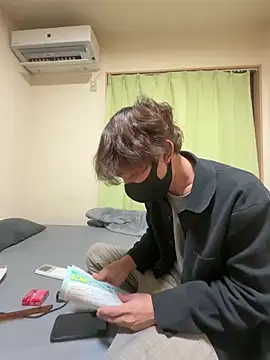 Snapshot of UKI06 chatting on 13, 3, 2026 UKI06 online show from 13, 3, 2026