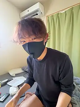 Snapshot of UKI06 chatting on 17, 3, 2026 UKI06 online show from 17, 3, 2026