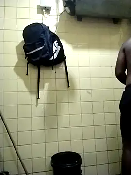 Polygamist online show from 4, 12, 2025