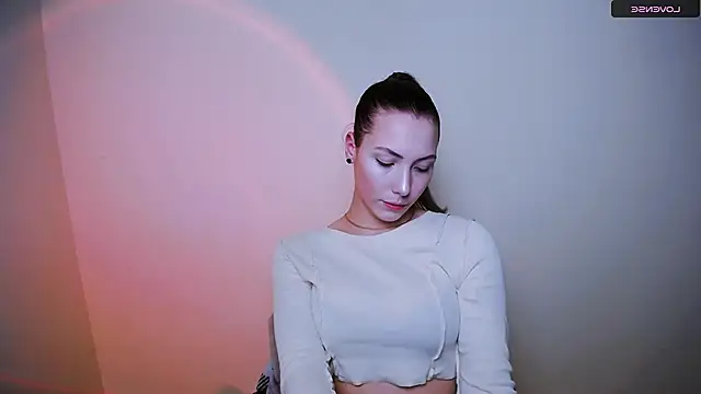 VanessaMay  online show from 12, 12, 2024