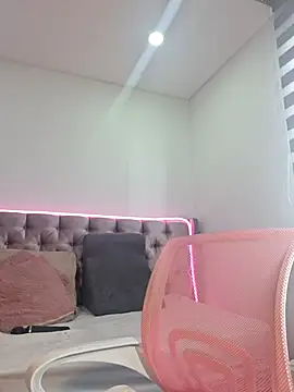 Anal Luucia online show from 1, 10, 2025