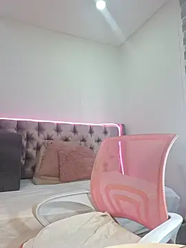 Anal Luucia online show from 6, 10, 2025