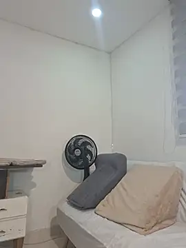 Anal Luucia online show from 24, 6, 2026