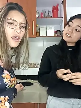 Snapshot of Gabby_and_Alice chatting on 20, 3, 2025 Gabby and Alice online show from 20, 3, 2025