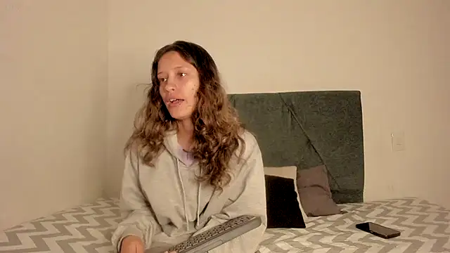 Snapshot of Gabby_and_Alice chatting on 24, 10, 2025 Gabby and Alice online show from 24, 10, 2025