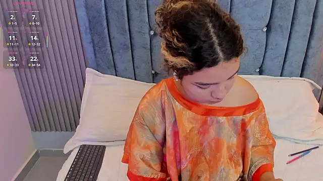 pretty sunlight  online show from 18, 7, 2026