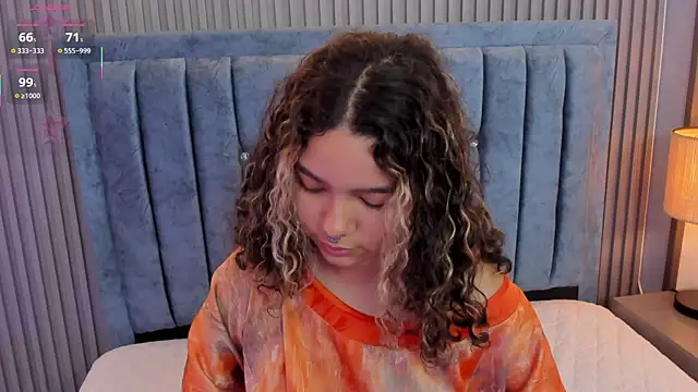 pretty sunlight  online show from 20, 7, 2026