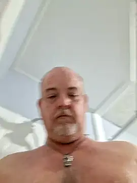 Snapshot of marc1812 chatting on 10, 1, 2026 marc1812 online show from 10, 1, 2026