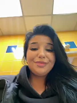 Tisha Busty online show from 2, 2, 2025