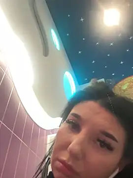 Tisha Busty online show from 19, 12, 2025