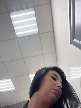Tisha Busty online show from 3, 5, 2026