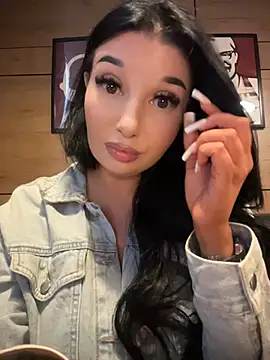 Tisha Busty online show from 29, 7, 2026