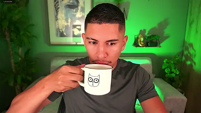 Aaronfox x online show from 14, 3, 2025