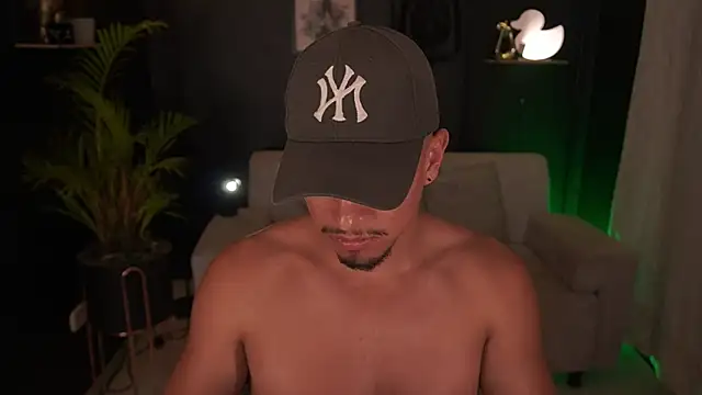 Aaronfox x online show from 3, 11, 2025