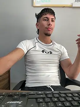 Aaronfox x online show from 29, 7, 2026