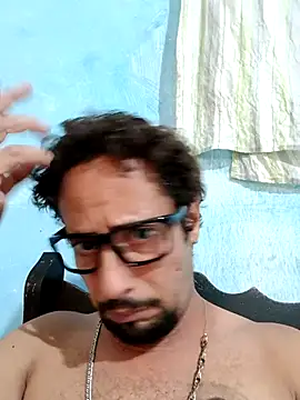 Snapshot of 2024gaelpiroca chatting on 1, 10, 2025 2024gaelpiroca online show from 1, 10, 2025