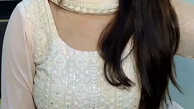 MIss-Naina online show from 29, 9, 2025