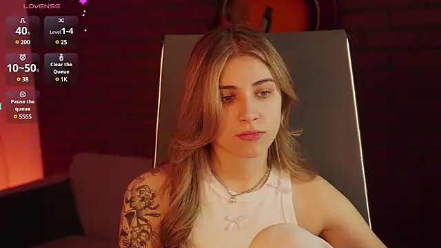 EllieCutes online show from 10, 3, 2025