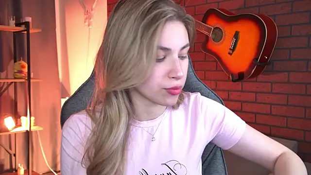 EllieCutes online show from 2, 5, 2026