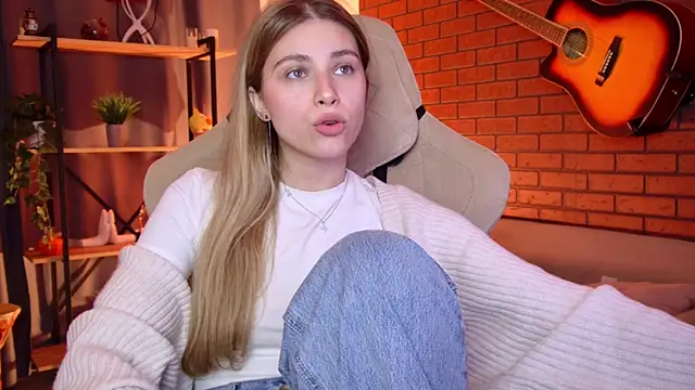 EllieCutes online show from 8, 6, 2026