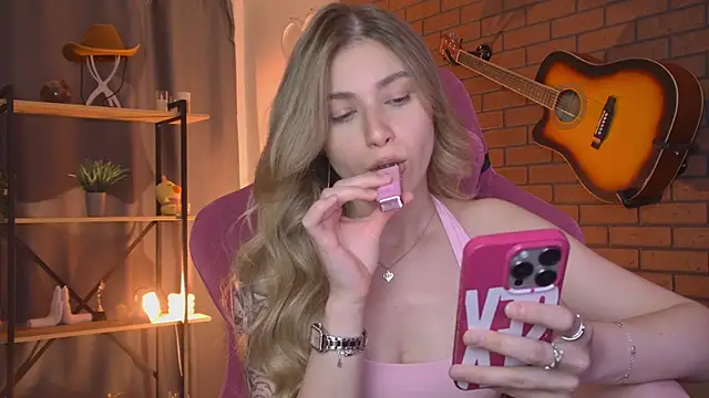EllieCutes online show from 27, 6, 2026