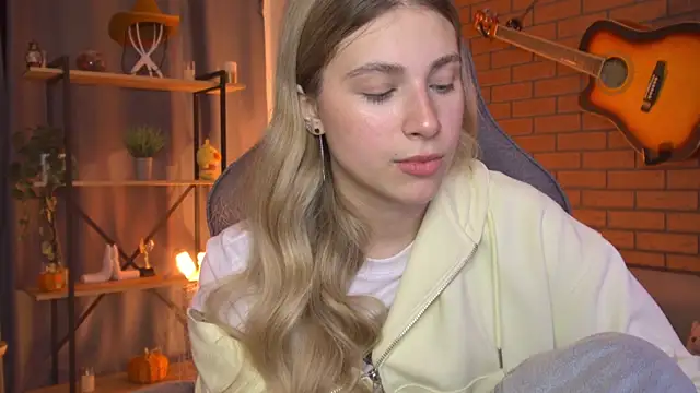 EllieCutes online show from 14, 7, 2026