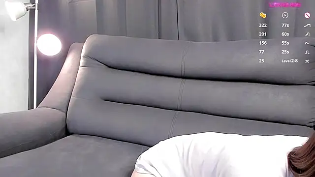 Snapshot of MeghanElson chatting on 5, 3, 2025 MeghanElson online show from 5, 3, 2025