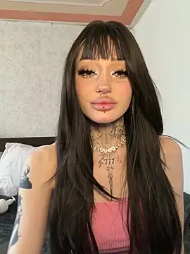 madelinexx online show from 13, 5, 2026