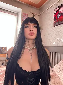 madelinexx online show from 2, 6, 2026