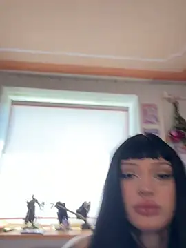 madelinexx online show from 6, 6, 2026
