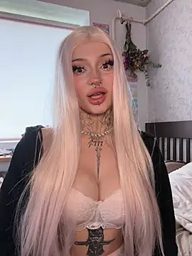 madelinexx online show from 17, 6, 2026