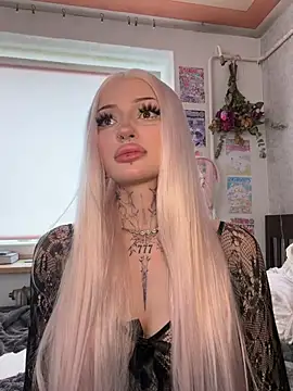 madelinexx online show from 18, 6, 2026