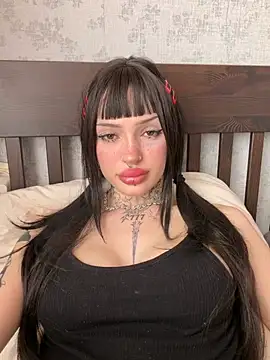 madelinexx online show from 1, 7, 2026