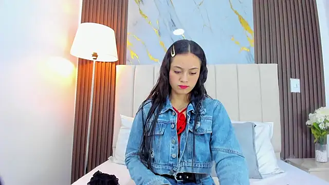 Jaslyn  Smith online show from 8, 5, 2026
