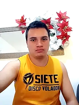 Snapshot of ahntony__69 chatting on 8, 1, 2025 ahntony  69 online show from 8, 1, 2025