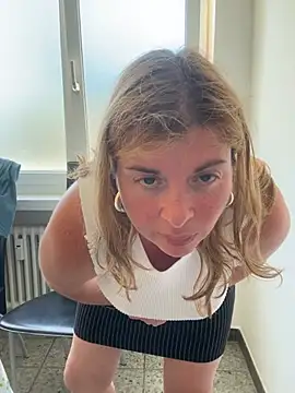 Lombada online show from 15, 6, 2026