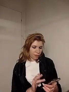 Snapshot of EvaRush chatting on 22, 12, 2025 EvaRush online show from 22, 12, 2025