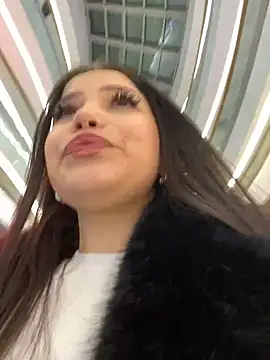 Chloe  Moon online show from 8, 12, 2024