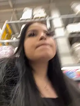 Chloe  Moon online show from 5, 1, 2025