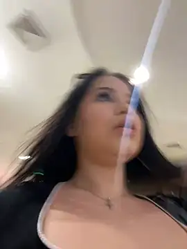 Chloe  Moon online show from 2, 3, 2025